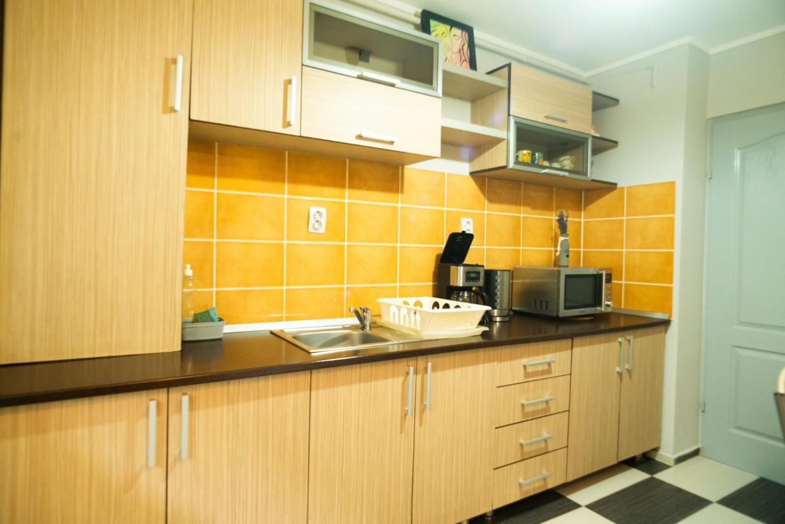 Apartament Dacul Hunedoara Exterior photo